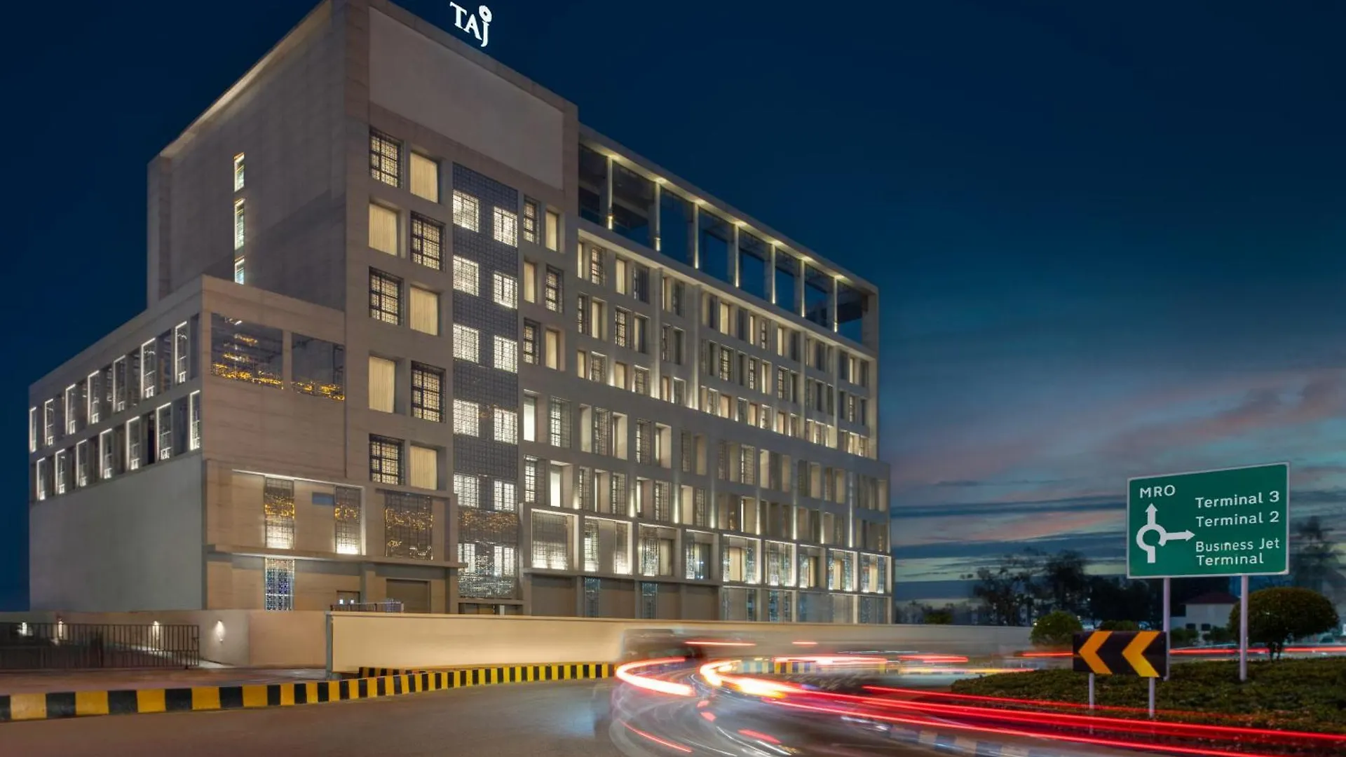 Taj Cochin International Airport, Kerala Hotel Kochi